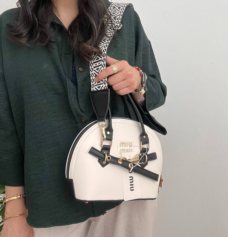 کیف دخترانه طرح miu miu